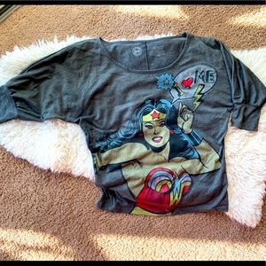 DC Comics Wonder Women off shoulder top